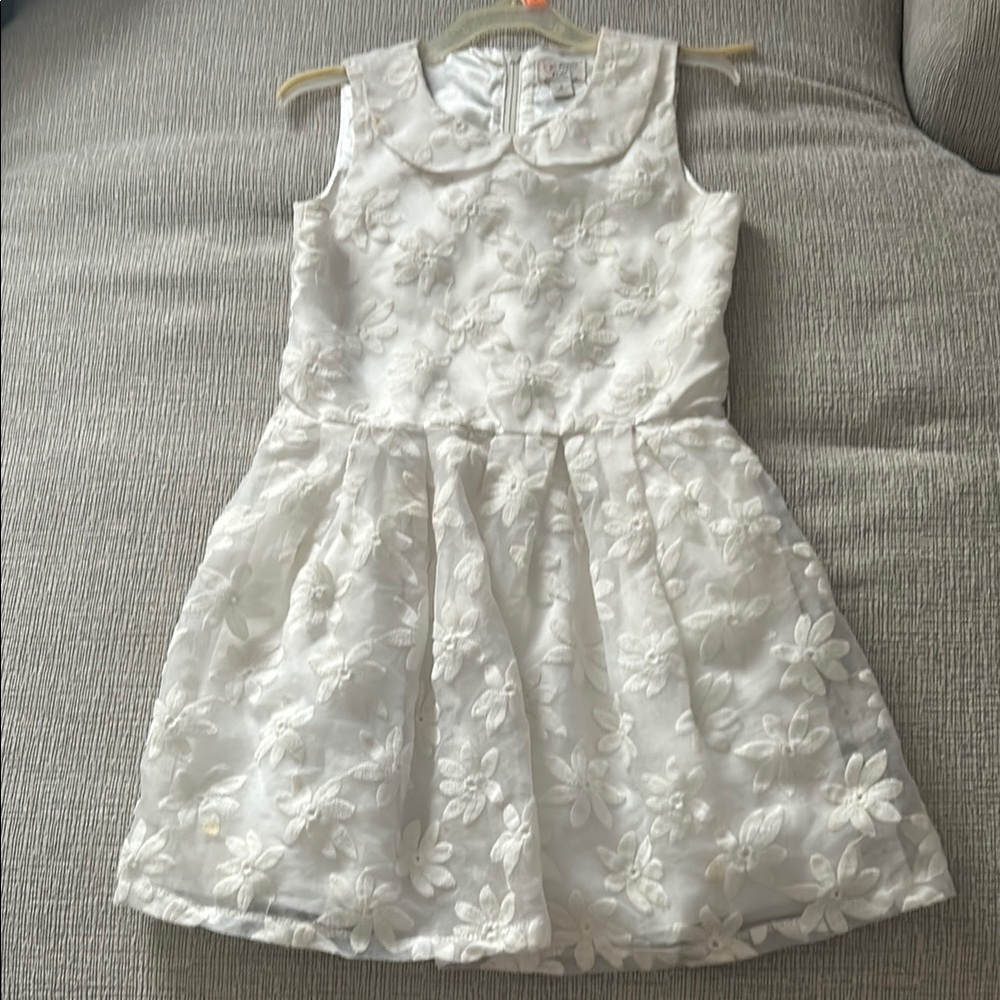 Place White Sleeveless Sundress with Peter Pan Collar